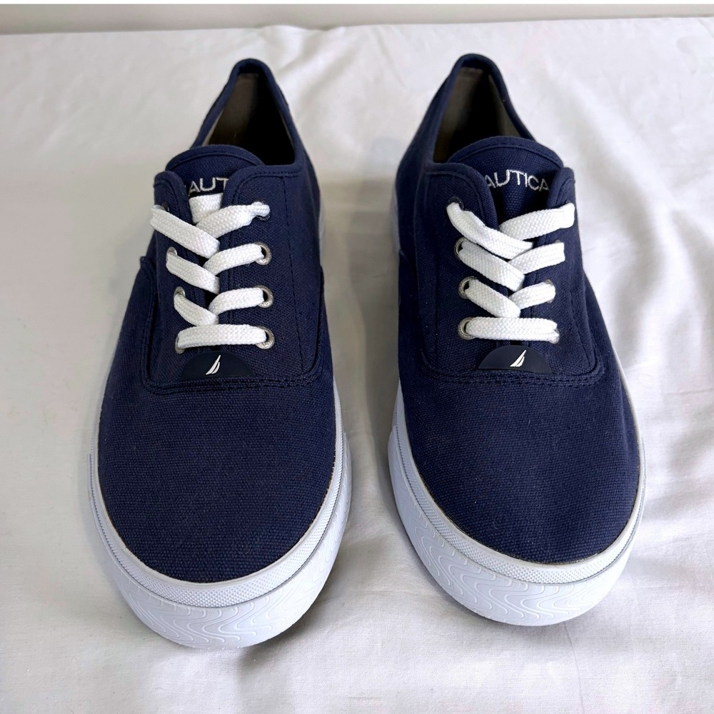 Nautica Navy Canvas Sneakers Women's Size 10 Coastal Preppy Minimalist‎ Athletic
